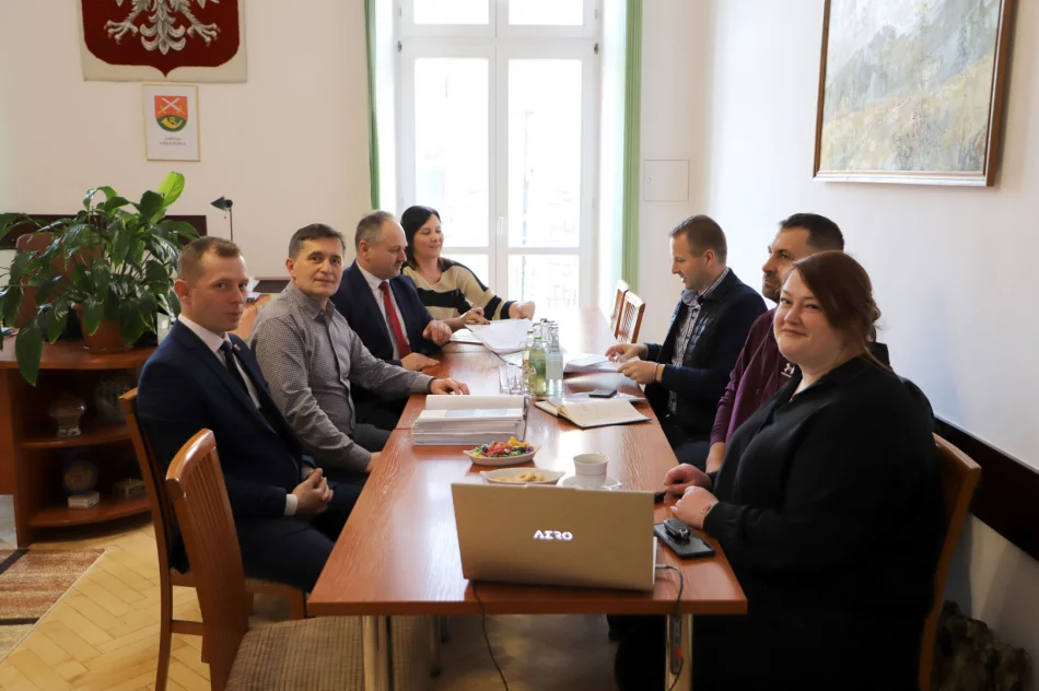 Projekt budowy wieży widokowej na szczycie góry Jaworz - zdjęcie 3