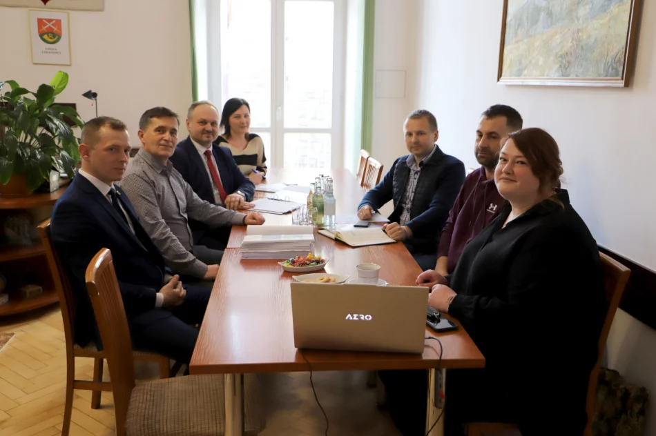 Projekt budowy wieży widokowej na szczycie góry Jaworz - zdjęcie 4