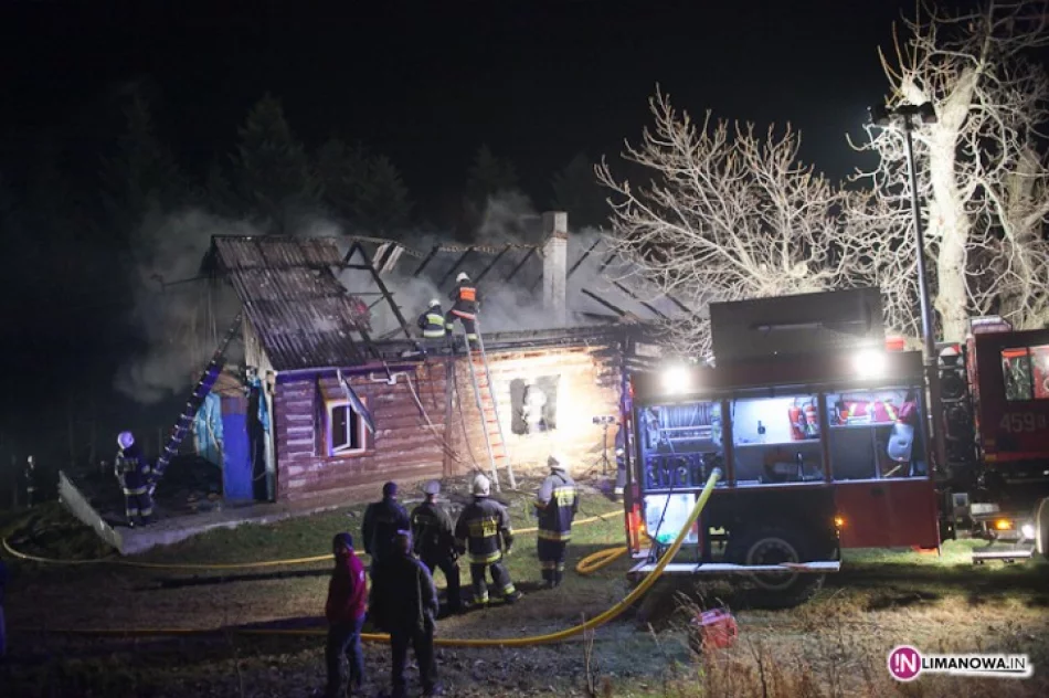 Spłonął dom, zostali bez niczego - zdjęcie 2