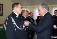 Wojewoda odznaczył strażaków ochotników - zdjęcie główne