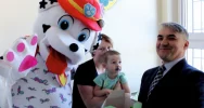 Marshall odwiedził małych pacjentów - zdjęcie 3