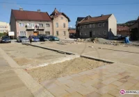 Firma oszukała. Płyty na Rynku do wymiany - zdjęcie główne