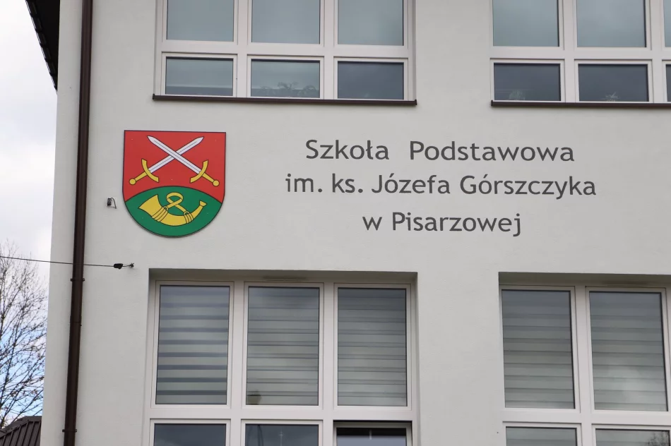 Remont SP Pisarzowa oraz wymiana dachu SP Pasierbiec - zdjęcie 13