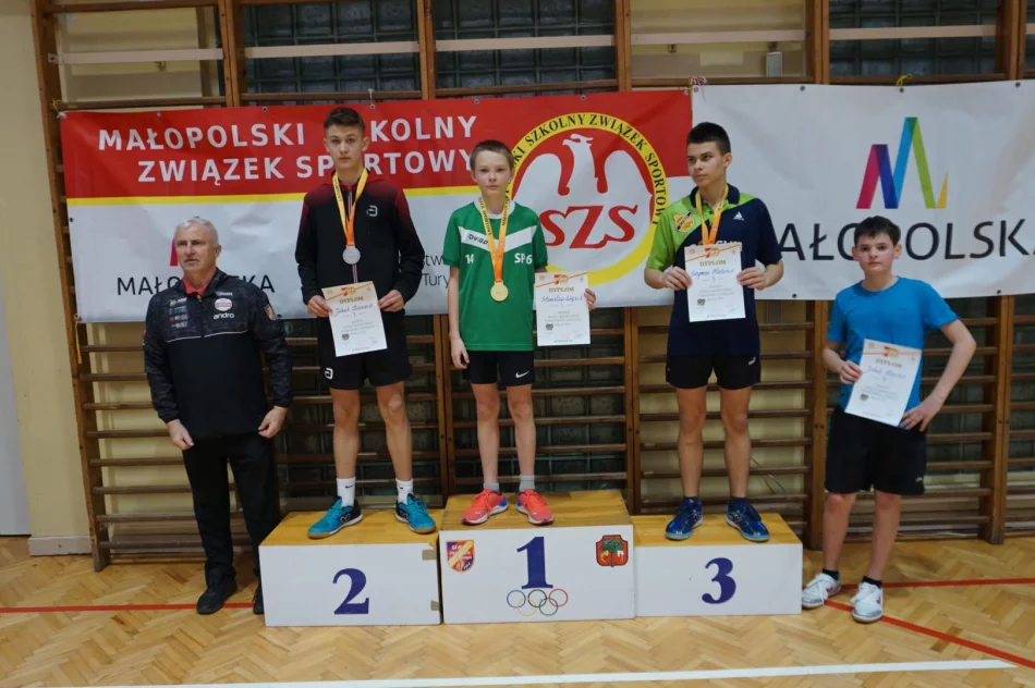 Wysokie miejsca uczennic z SP Jadamwola. Czołowe pozycje w rejonie. - zdjęcie 2