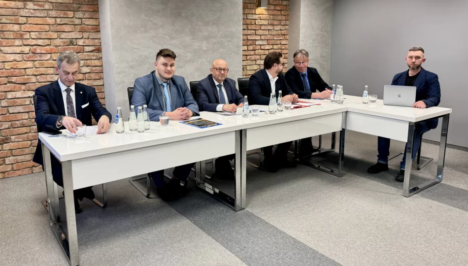 Debata "powiatowa" - obejrzyj transmisję i odpowiedz na pytanie kto wygrał? - zdjęcie 1