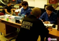 Polała się krew mundurowych - zdjęcie główne