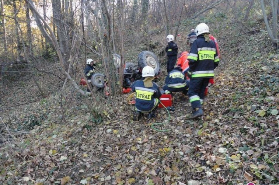 Mężczyzna zginął pod ciągnikiem - zdjęcie 4