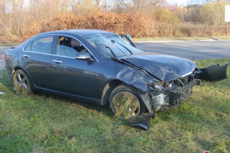 Dachowanie samochodu - kierowca ranny - zdjęcie 2