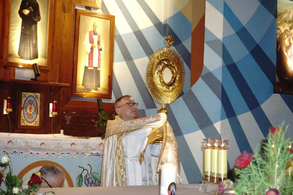 Zjednoczenie w modlitwie na dwóch kontynentach - zdjęcie 4
