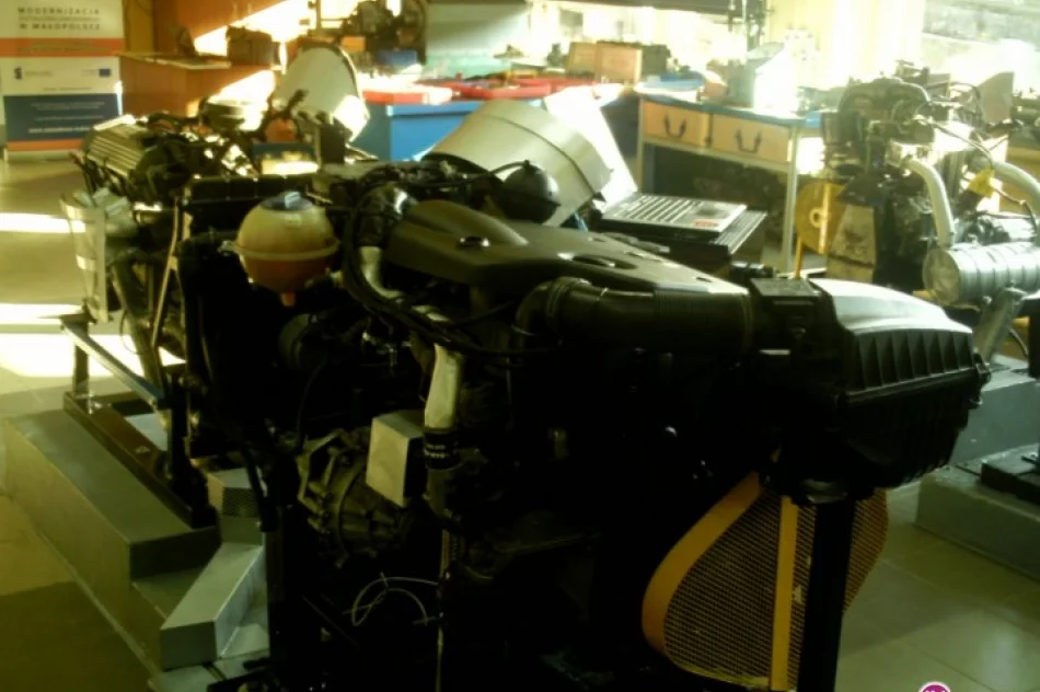 Trzy zawodówki z nowymi pracowniami - zdjęcie 3