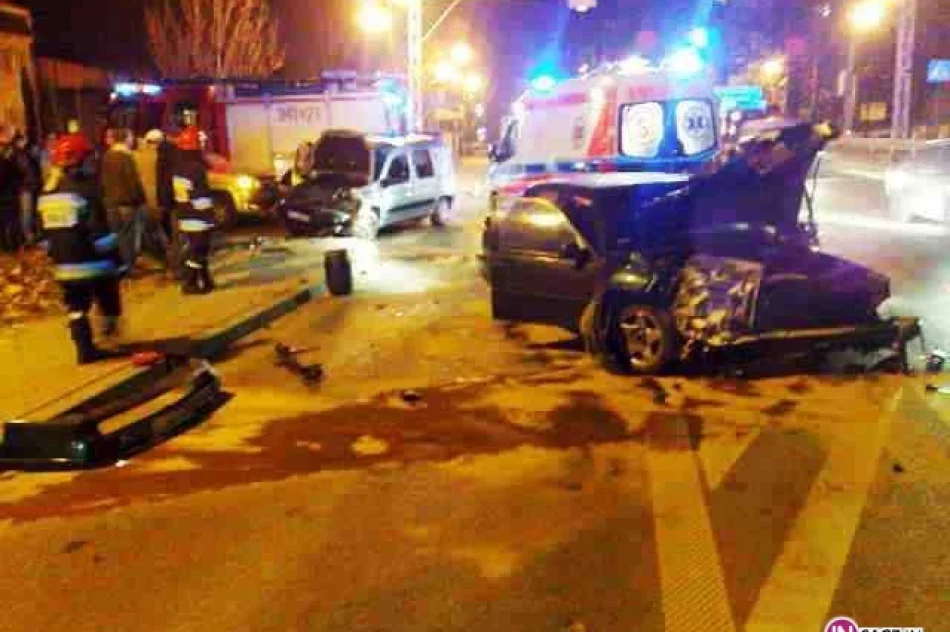 Zderzenie trzech samochodów na drodze krajowej - zdjęcie 3