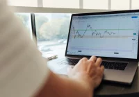 Sprawdzone wskazówki przy wyborze brokera forex - zdjęcie główne