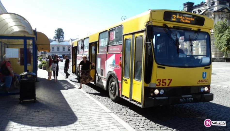 Na cmentarz autobusem - zdjęcie 1