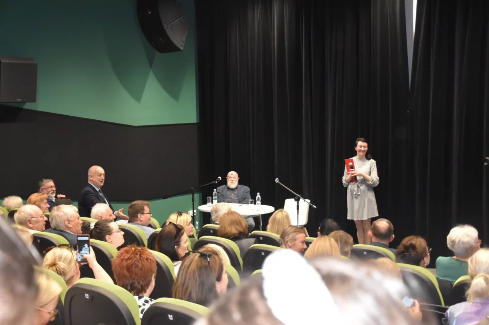 Jerzy Bralczyk w Limanowej – pełne humoru rozważania o języku (ZDJĘCIA) - zdjęcie 7