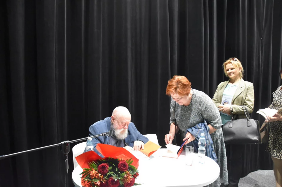 Jerzy Bralczyk w Limanowej – pełne humoru rozważania o języku (ZDJĘCIA) - zdjęcie 14