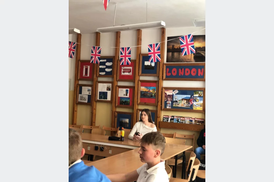 III powiatowy konkurs języka angielskiego ‘’ENGLISH CULTURE" - zdjęcie 11