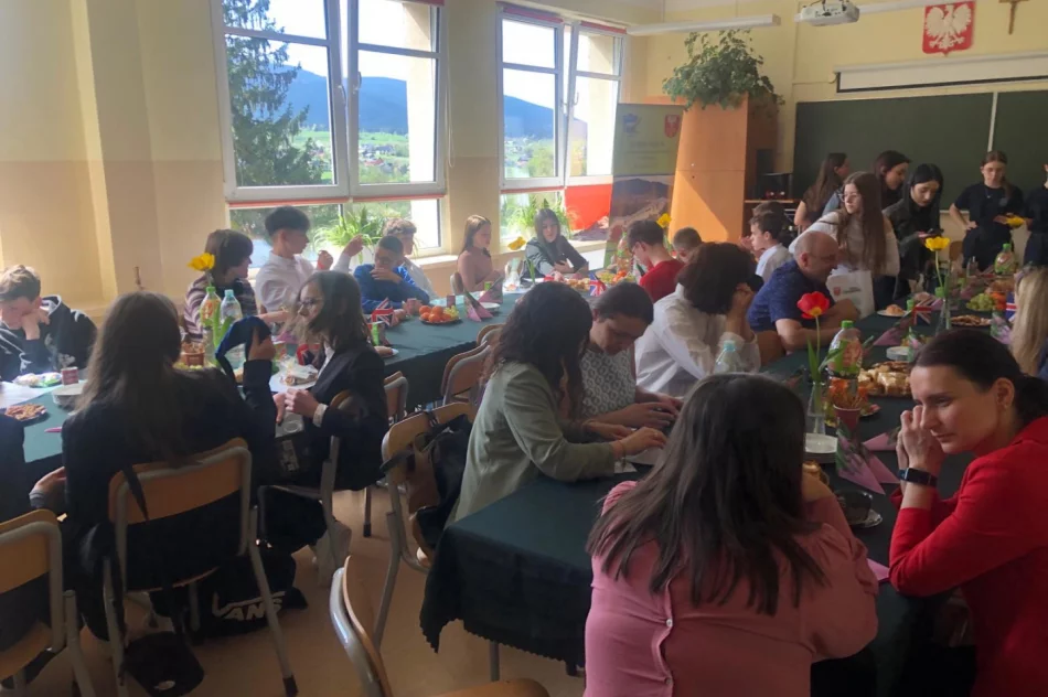 III powiatowy konkurs języka angielskiego ‘’ENGLISH CULTURE" - zdjęcie 12
