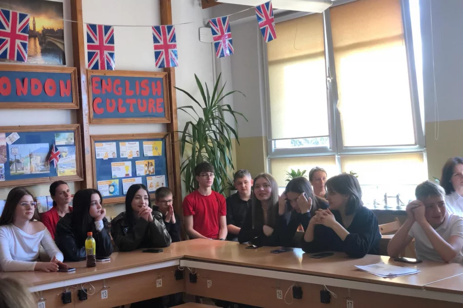 III powiatowy konkurs języka angielskiego ‘’ENGLISH CULTURE" - zdjęcie 19