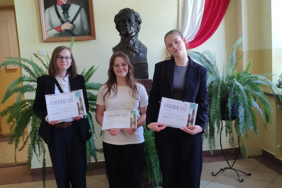 Sukces uczniów ZSP Nr 4 i SP nr 2 w powiatowym Konkursie Wiedzy o Wielkiej Brytanii - zdjęcie 12