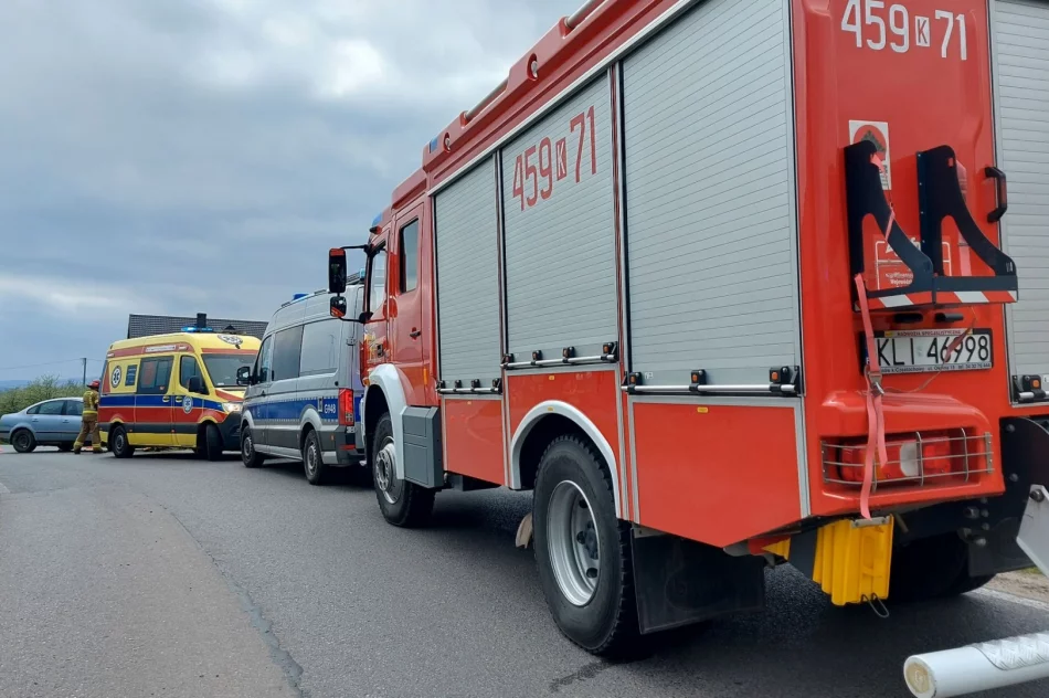 Samochód wypadł z drogi i wjechał do rowu - zdjęcie 4