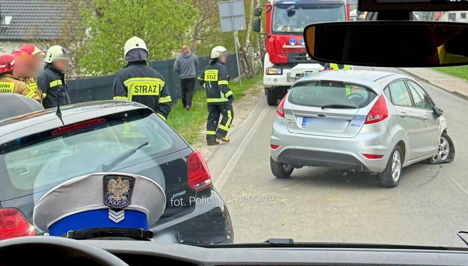 Kierująca VW trafiła do szpitala, kierowca Forda z mandatem - zdjęcie 1