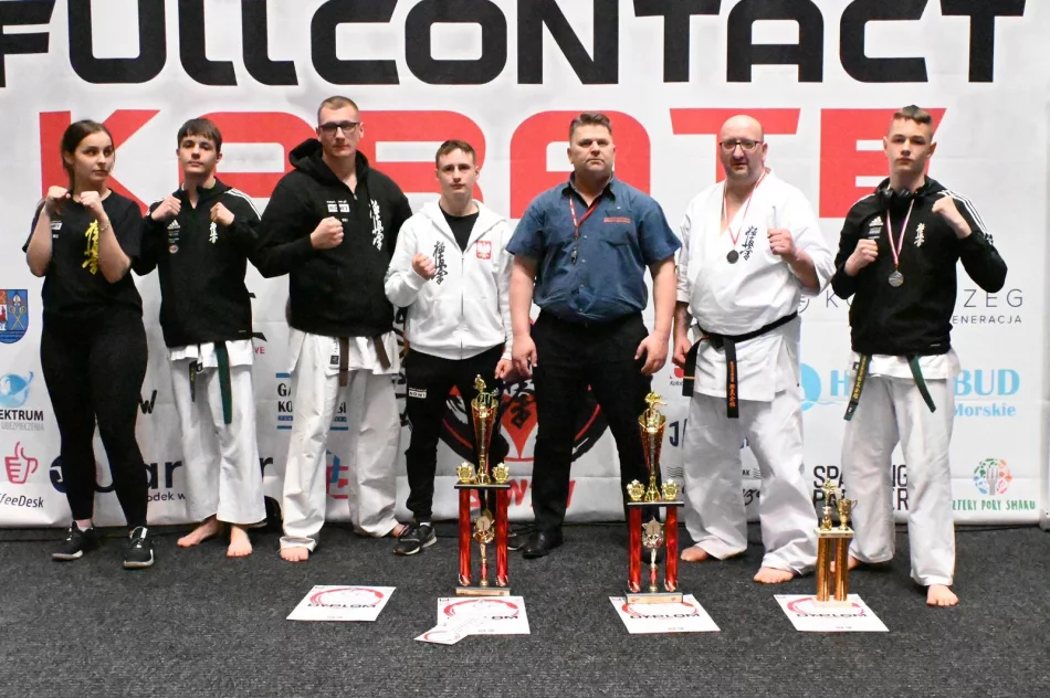 Zawodnik Limanowskiego Klubu Kyokushin Karate Mateusz Pławecki Mistrzem Polski PZKK - zdjęcie 3