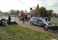 Policyjny motocykl zderzył się z samochodem - zdjęcie główne