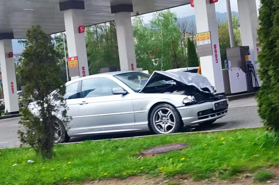 Kierujący BMW ukarany mandatem - zdjęcie 2