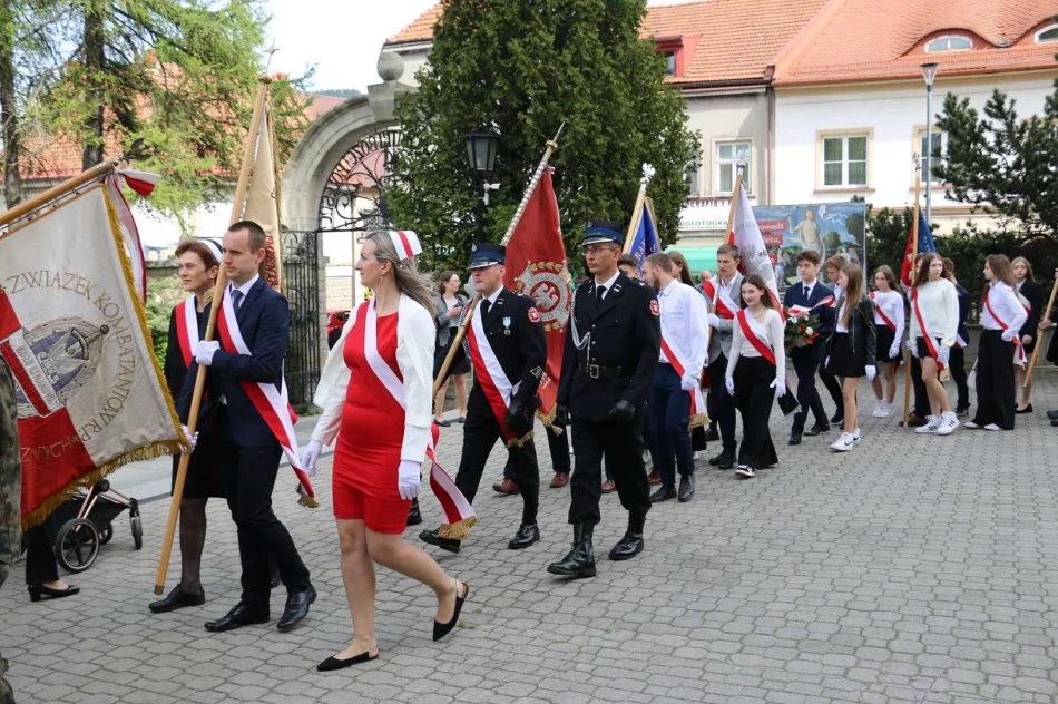 Upamiętniono ofiary zbrodni - zdjęcie 6