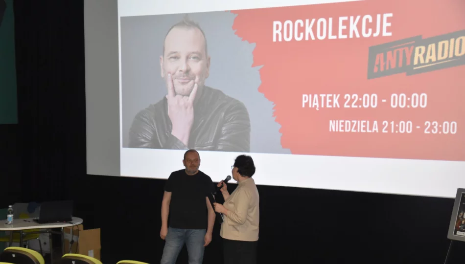  Miejska Biblioteka Publiczna miała przyjemność gościć Leszka Gnoińskiego - zdjęcie 1