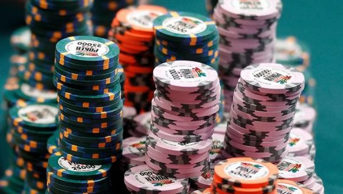 Bonusy, promocje, programy - jak stajemy się graczami kasyn?