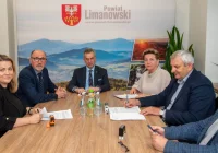 Umowa na przebudowę fragmentu drogi powiatowej - zdjęcie główne