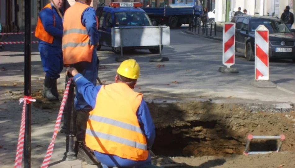 Awaria wodociągu - starówka znowu bez wody - zdjęcie 1