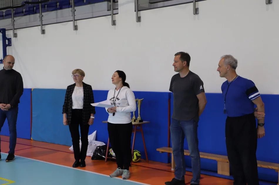 Dziewczyny z Pasierbca zwyciężczyniami Igrzysk Dzieci piłki nożnej - zdjęcie 3