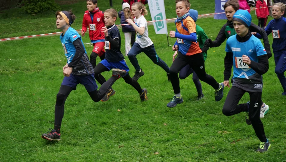 3 medale na Grand Prix Małopolski w Biegach Przełajowych dla zawodników KS Limanowa Forrest - zdjęcie 1