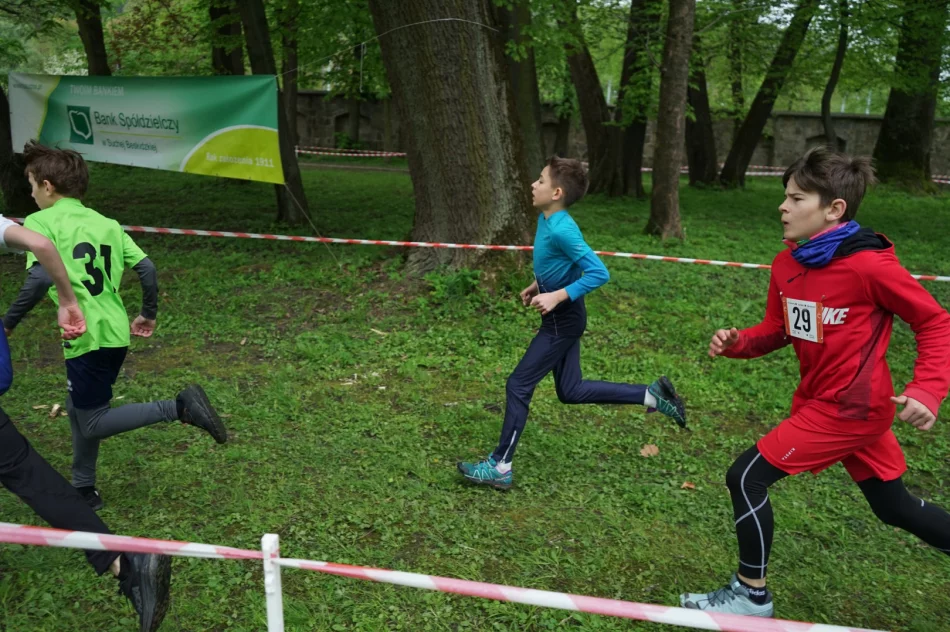 3 medale na Grand Prix Małopolski w Biegach Przełajowych dla zawodników KS Limanowa Forrest - zdjęcie 8