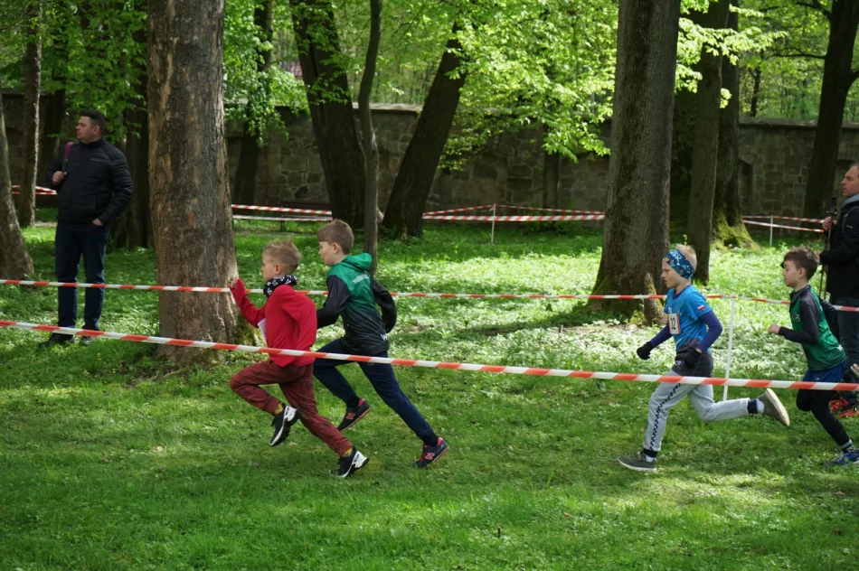 3 medale na Grand Prix Małopolski w Biegach Przełajowych dla zawodników KS Limanowa Forrest - zdjęcie 14