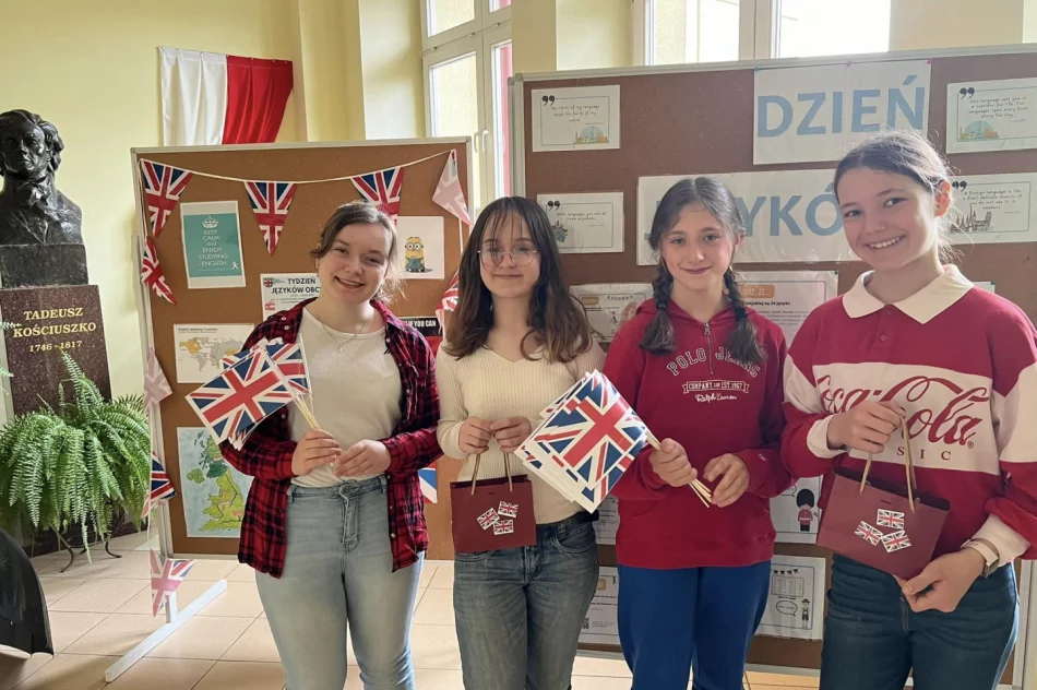 Podsumowanie Tygodnia Języków Obcych w Światowy Dzień Języka Angielskiego w SP nr 2 - zdjęcie 2