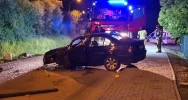 Zderzenie samochodów - droga zablokowana - zdjęcie 2