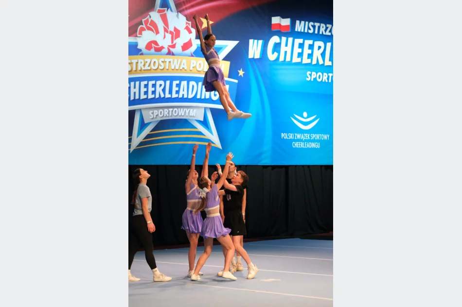 Royal Cheerleaders Academy zdobywa podia Mistrzostw Polski - zdjęcie 9