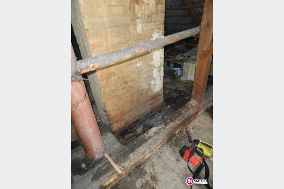 Płonął drewniany dom - zdjęcie 2