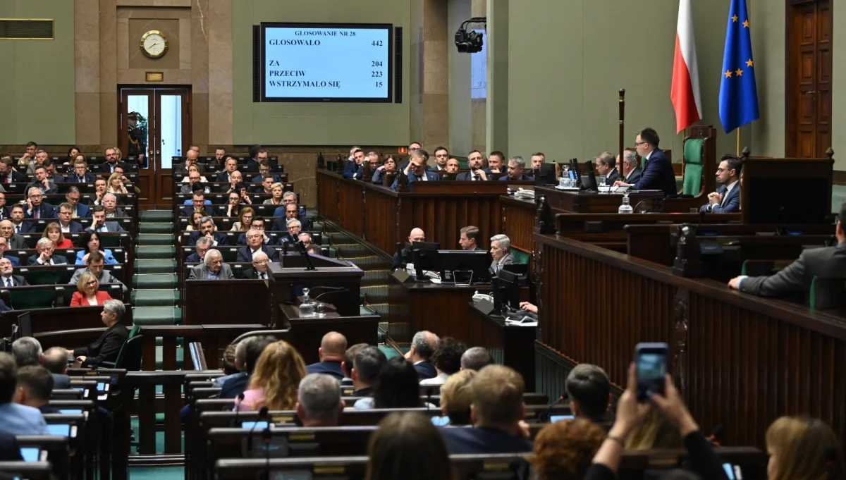 Sejm rozpoczął posiedzenie; zajmie się dwoma projektami ws. CPK (transmisja na żywo)