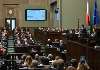 Sondaż dla „SE”: PiS - 33,53 proc., KO - 31,94 proc., Konfederacja - 12,46 proc. - zdjęcie główne