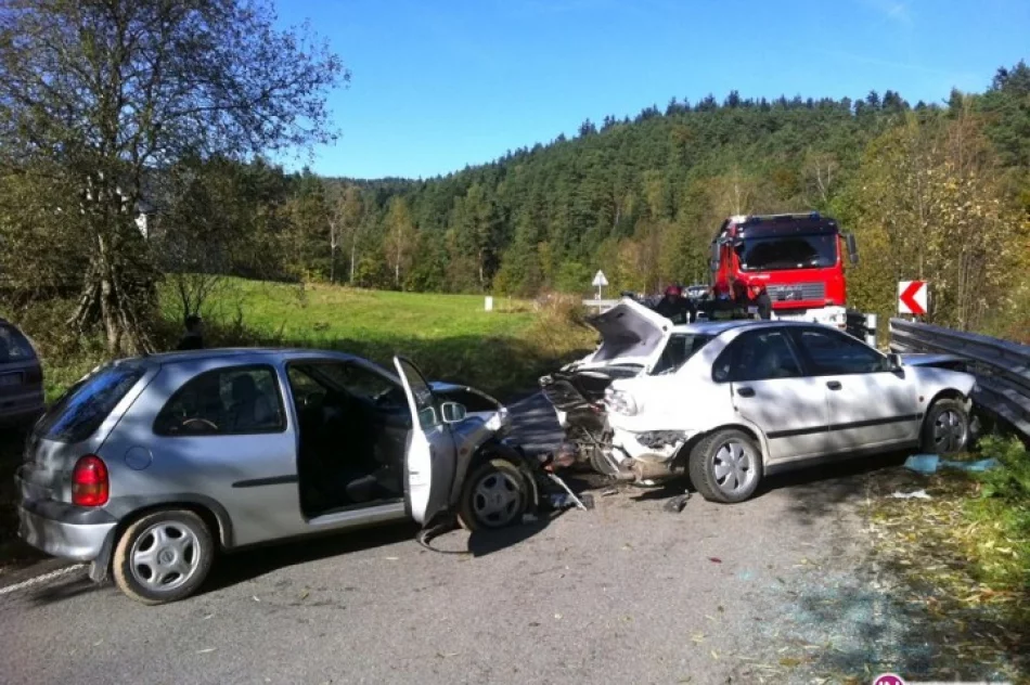Zderzenie samochodów w Starej Wsi - zdjęcie 3
