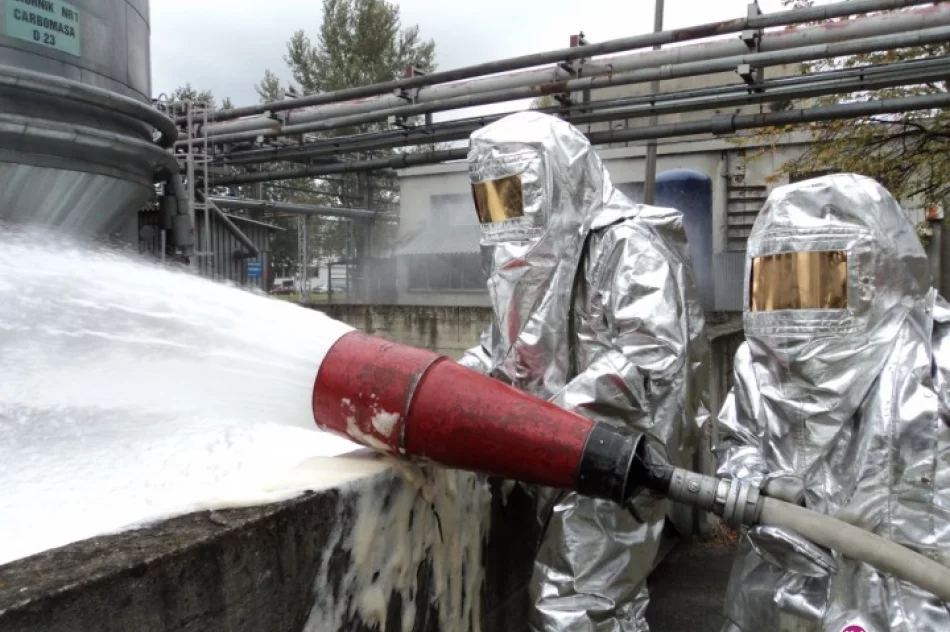 Carbon w ogniu, ewakuacja Sandecji - zdjęcie 2