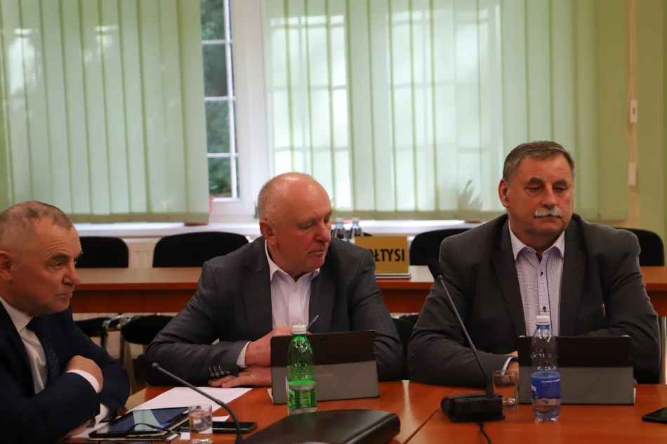 Zakończyła się XXXV nadzwyczajna sesja Rady Gminy Limanowa - zdjęcie 9