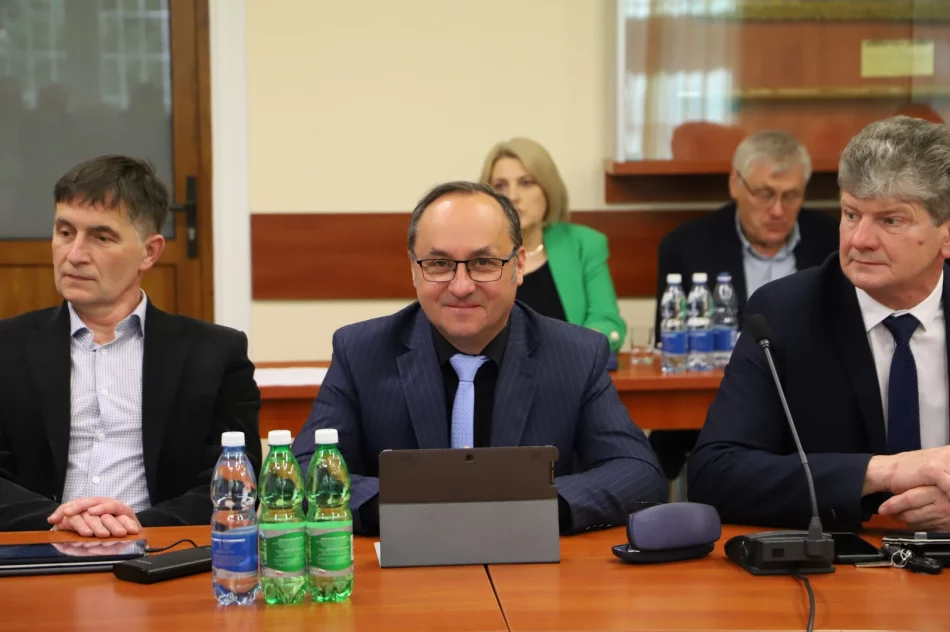 Zakończyła się XXXV nadzwyczajna sesja Rady Gminy Limanowa - zdjęcie 16