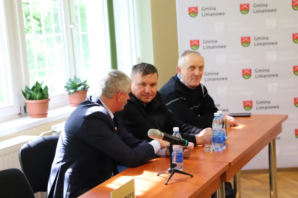 Zakończyła się XXXV nadzwyczajna sesja Rady Gminy Limanowa - zdjęcie 18