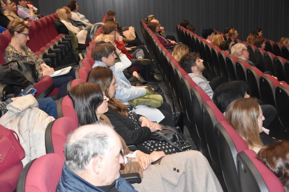 W Miejskiej Bibliotece Publicznej odbyła się powiatowa konferencja o depresji - zdjęcie 7