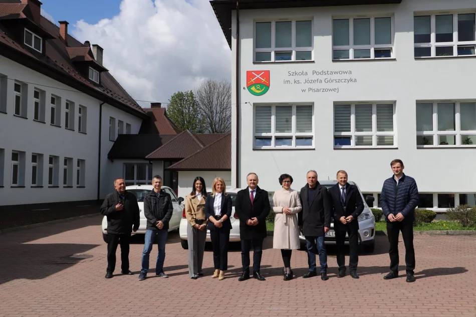 Modernizacja bazy oświatowej - zaczęto odbiory - zdjęcie 2